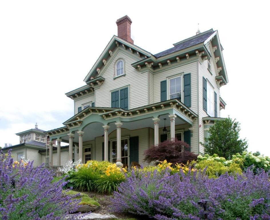 Jedediah Hawkins Inn Jamesport المظهر الخارجي الصورة